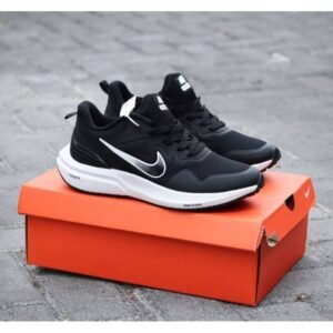 Nike-Air-Zoom-Vomero-16-black.jpeg