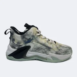 Best Wolf Running Vogue Basketball Shoe